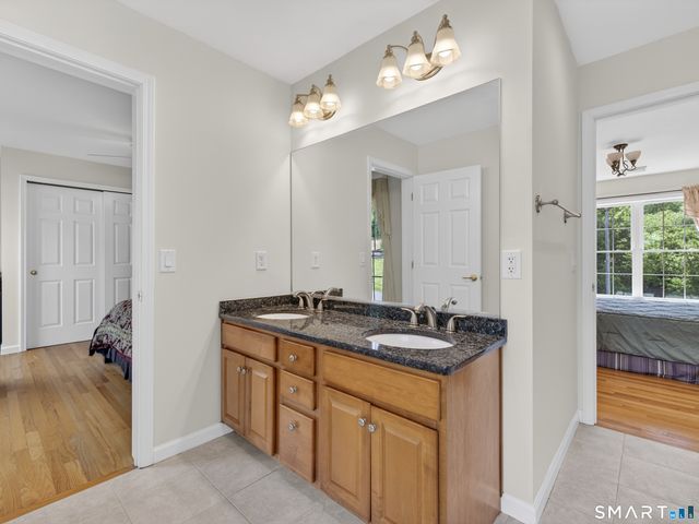 20 Upper Kensington Drive, East Lyme, CT 06333