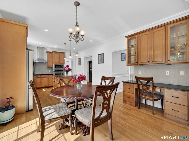 20 Upper Kensington Drive, East Lyme, CT 06333