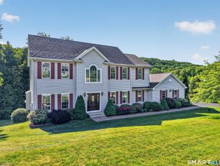 20 Upper Kensington Drive, East Lyme, CT 06333