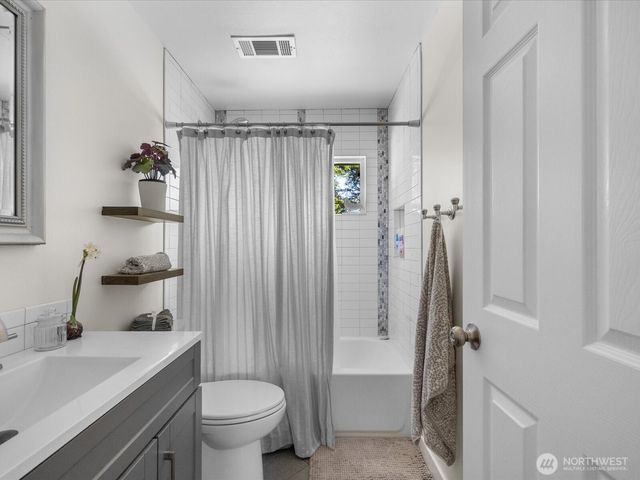 11924 SE 169th Place, Renton, WA 98058