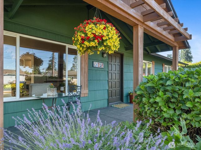 11924 SE 169th Place, Renton, WA 98058