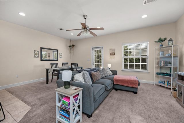 118 E Iron Horse Drive, Crestview, FL 32539