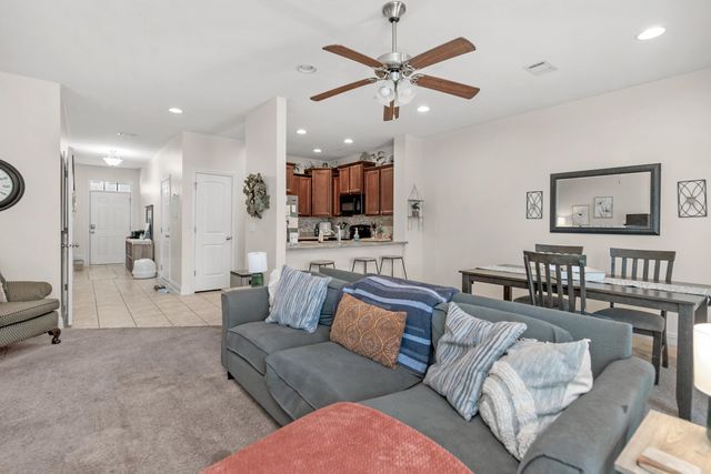 118 E Iron Horse Drive, Crestview, FL 32539