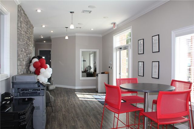 3702 W Southern Hills Boulevard, Rogers, AR 72758