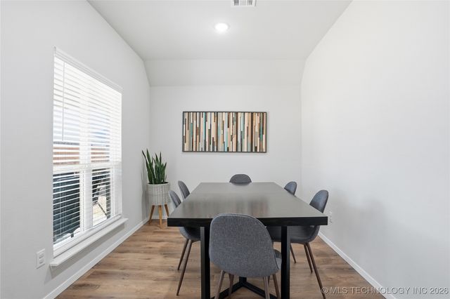 12425 S Maplewood Avenue, Tulsa, OK 74008