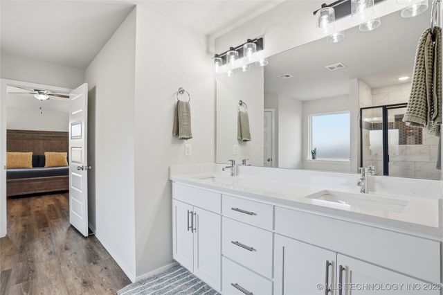 12425 S Maplewood Avenue, Tulsa, OK 74008