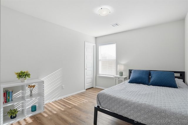 12425 S Maplewood Avenue, Tulsa, OK 74008