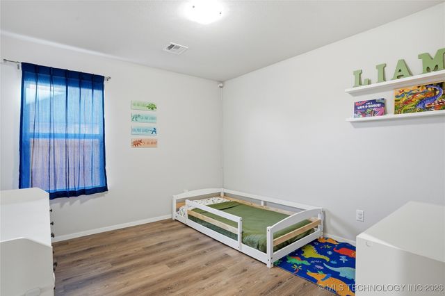 12425 S Maplewood Avenue, Tulsa, OK 74008