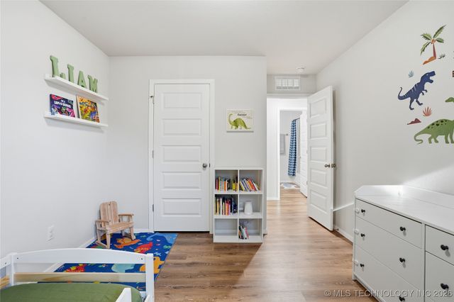 12425 S Maplewood Avenue, Tulsa, OK 74008