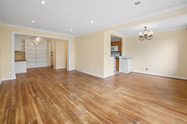 3 Sadore Lane 7T, Yonkers, NY 10710