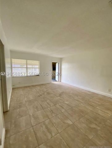 4141 SW 20th St 3, West Park, FL 33023