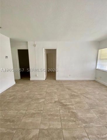 4141 SW 20th St 3, West Park, FL 33023