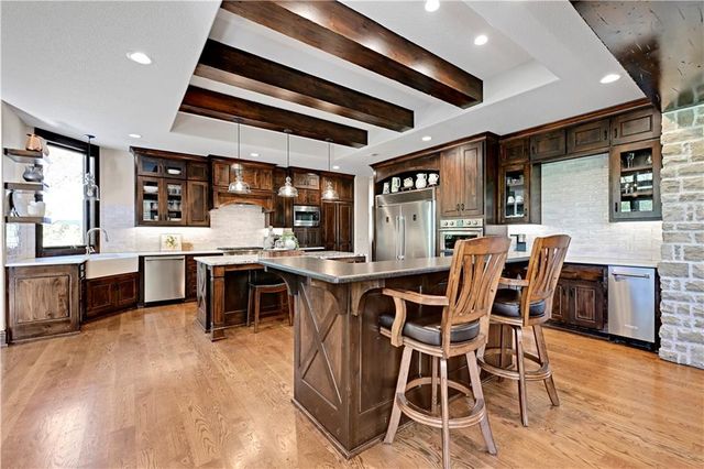 18665 W 183rd Street, Olathe, KS 66062