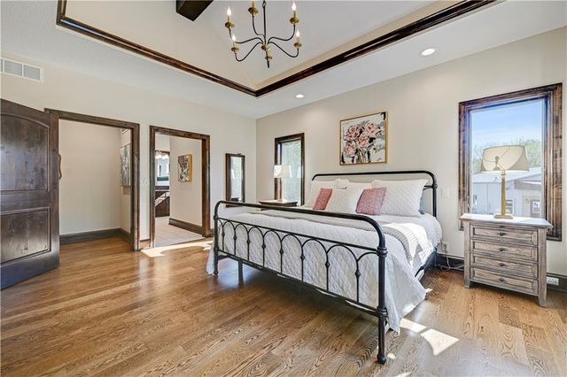 18665 W 183rd Street, Olathe, KS 66062