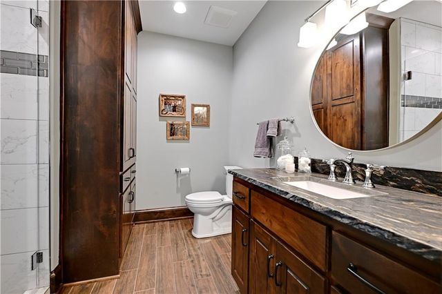 18665 W 183rd Street, Olathe, KS 66062
