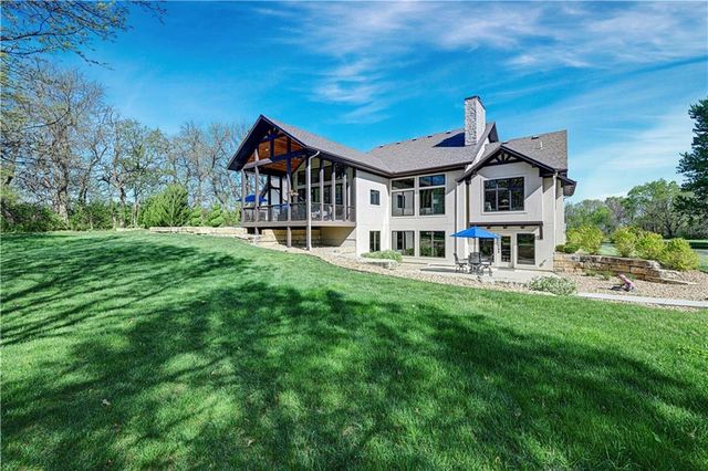 18665 W 183rd Street, Olathe, KS 66062