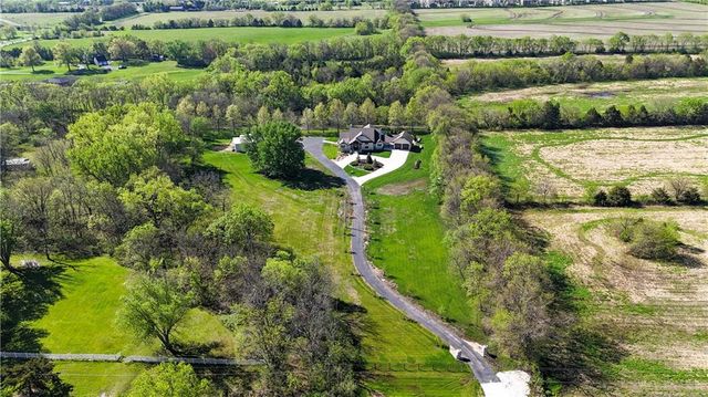 18665 W 183rd Street, Olathe, KS 66062