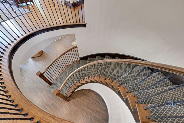 18665 W 183rd Street, Olathe, KS 66062