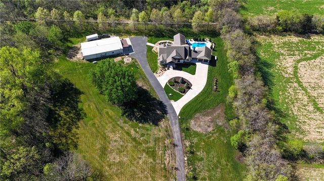 18665 W 183rd Street, Olathe, KS 66062