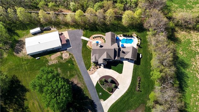 18665 W 183rd Street, Olathe, KS 66062