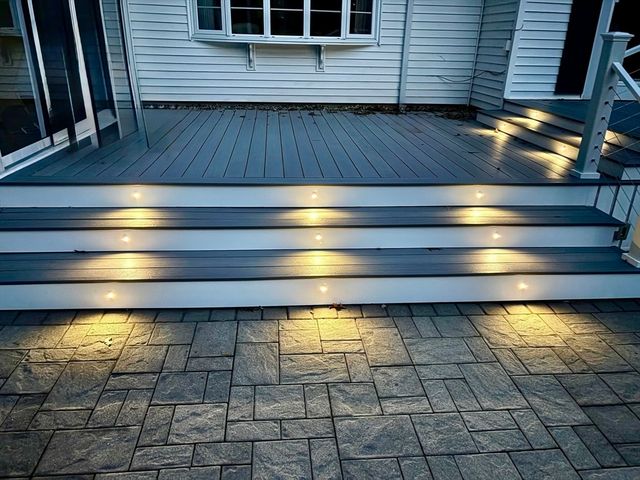 79 Topsfield Rd, Wenham, MA 01984