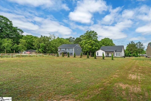 6834 Midway Road, Williamston, SC 29697