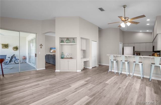 389 W Hillmoor Lane, Beverly Hills, FL 34465