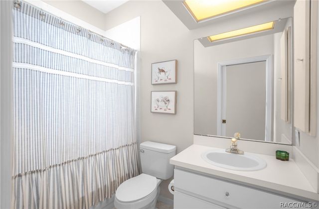 389 W Hillmoor Lane, Beverly Hills, FL 34465