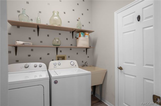 389 W Hillmoor Lane, Beverly Hills, FL 34465