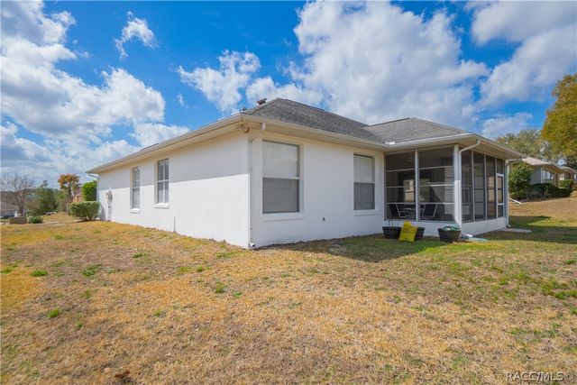 389 W Hillmoor Lane, Beverly Hills, FL 34465