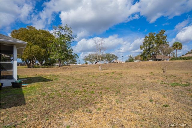 389 W Hillmoor Lane, Beverly Hills, FL 34465