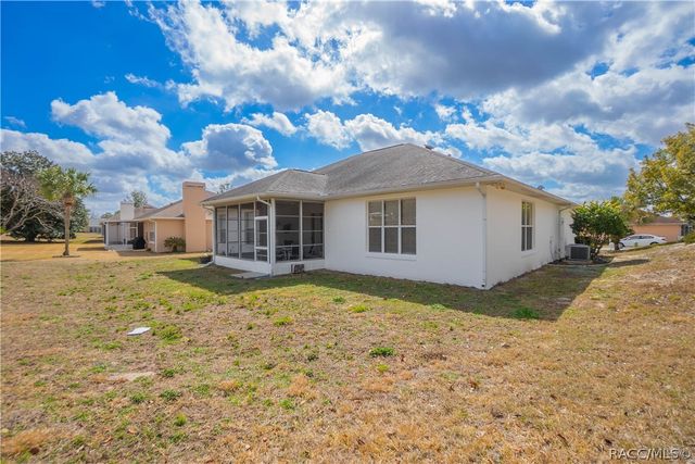 389 W Hillmoor Lane, Beverly Hills, FL 34465