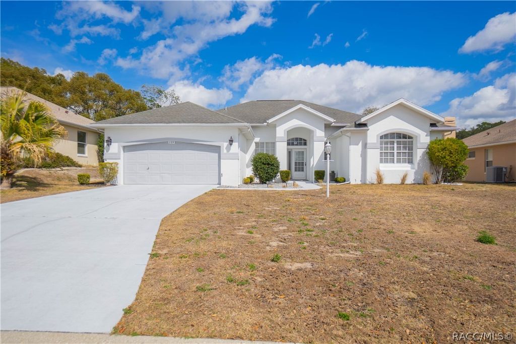 389 W Hillmoor Lane, Beverly Hills, FL 34465