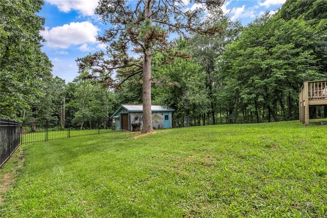 920 E Amis Road, Rogers, AR 72756