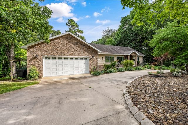 920 E Amis Road, Rogers, AR 72756