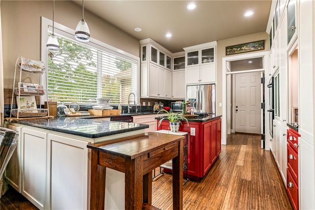 920 E Amis Road, Rogers, AR 72756