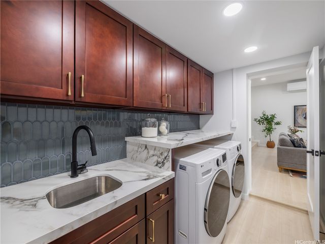 1232 Hele Street, Kailua, HI 96734