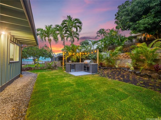 1232 Hele Street, Kailua, HI 96734