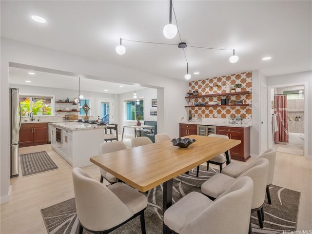 1232 Hele Street, Kailua, HI 96734