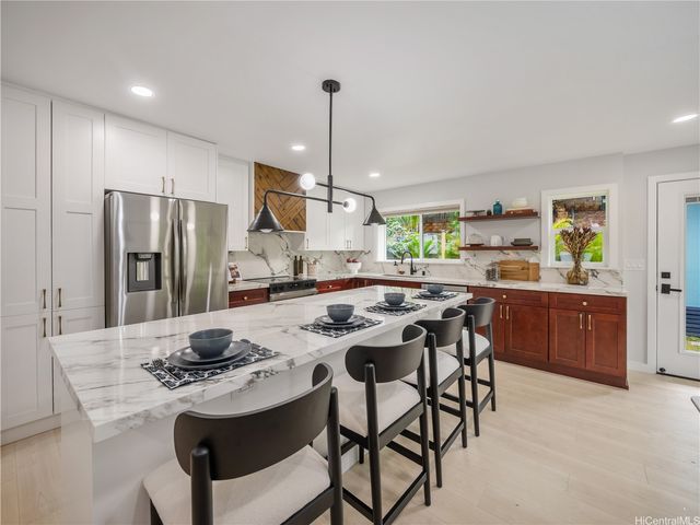 1232 Hele Street, Kailua, HI 96734