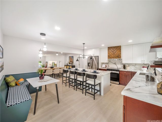 1232 Hele Street, Kailua, HI 96734