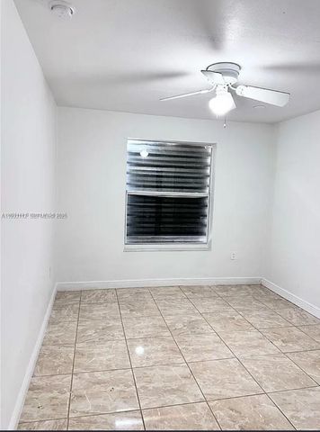 4425 SW 21st St 1, West Park, FL 33023