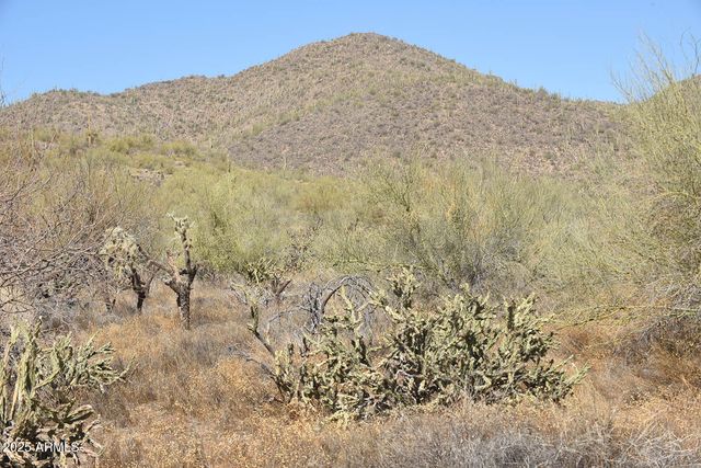 49625 N 15TH Avenue 0, New River, AZ 85087