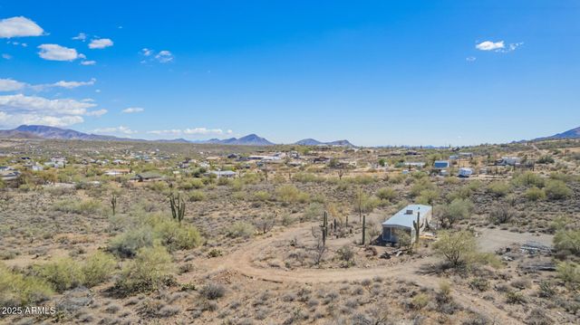 49625 N 15TH Avenue 0, New River, AZ 85087