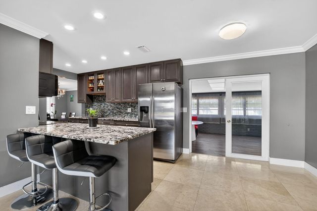 257 SW 5th Street, Boca Raton, FL 33432