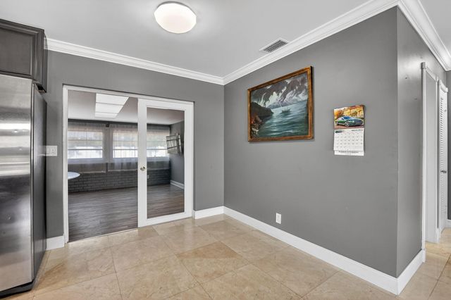 257 SW 5th Street, Boca Raton, FL 33432