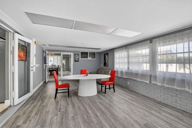 257 SW 5th Street, Boca Raton, FL 33432