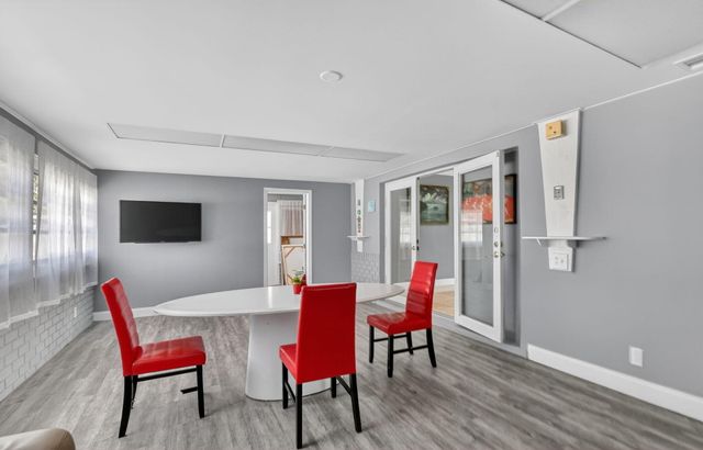 257 SW 5th Street, Boca Raton, FL 33432