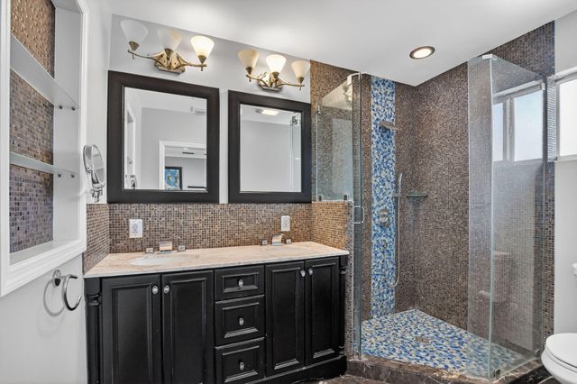 257 SW 5th Street, Boca Raton, FL 33432