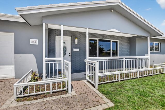 257 SW 5th Street, Boca Raton, FL 33432